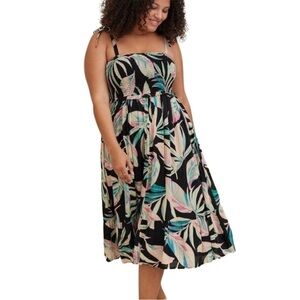 Torrid Black and Green Leaf Print Midi Dress